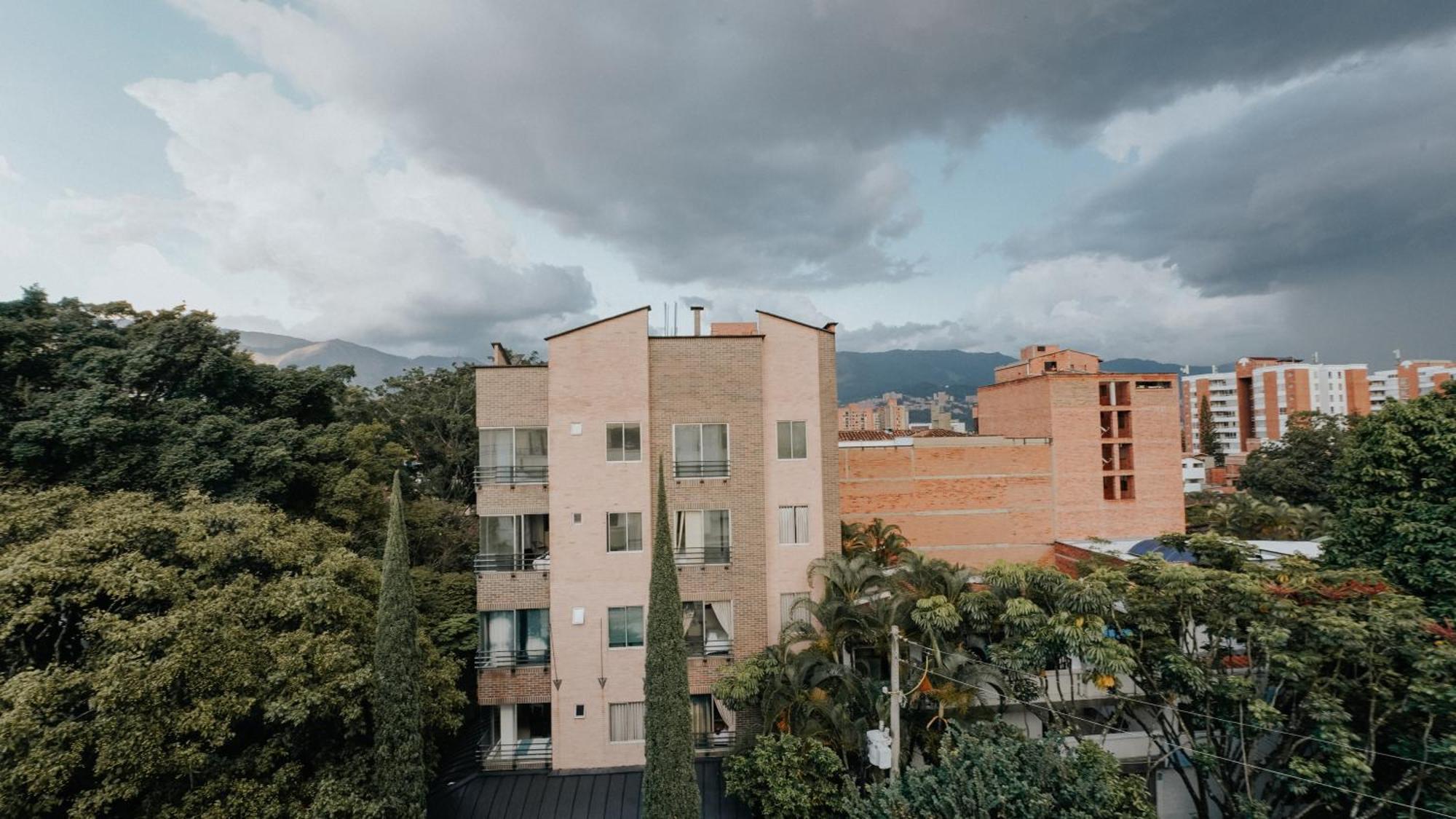 Hotel Balcones Del Estadio Medellín Exterior foto